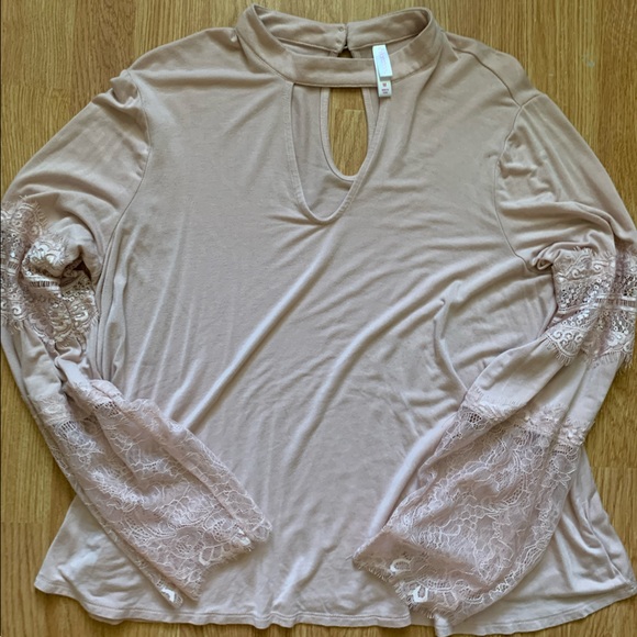 Pink shirt with lace bell sleeves, great for day night or work! Lightly worn! - Picture 1 of 2